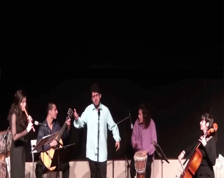 Conjunto musical Los Ladinos, dedicado a la música sefardí, en el Concierto por la Paz